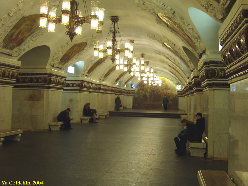 Центральный зал - 15 декабря 2004 года
