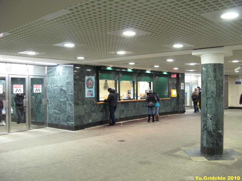 North-west vestibule of station 'Mitino' Photo Yu.Gridchin, 2010