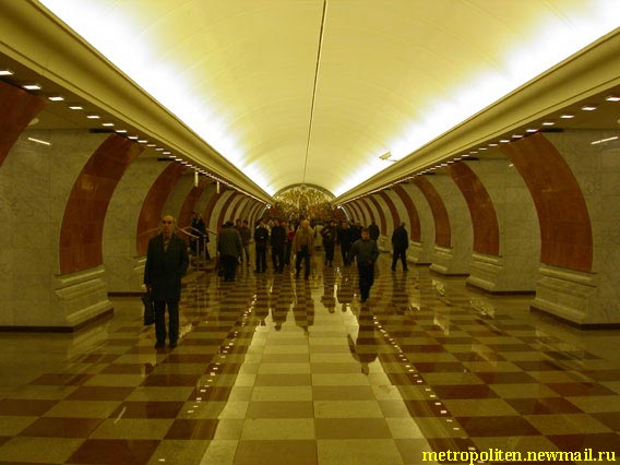 Северный зал станции - North hall of station 'Park Pobedy' (Victory Park)