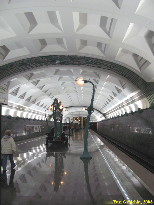 Line 3. Station 'Slavyanskiy bulvar'. ©Yu.Gridchin, 2008