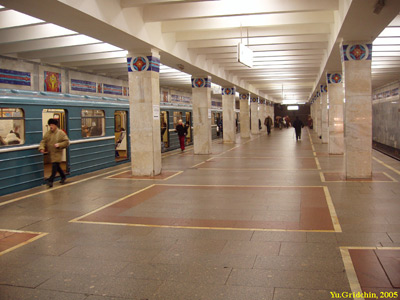 Line 8. Station 'Novogireevo'. © Photo Yu.Gridchin, 2005