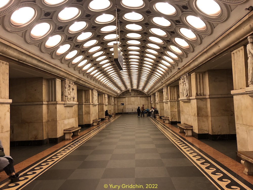 Line 3. Station 'Elektrozavodskaya'  Photo Yu.Gridchin, 2022