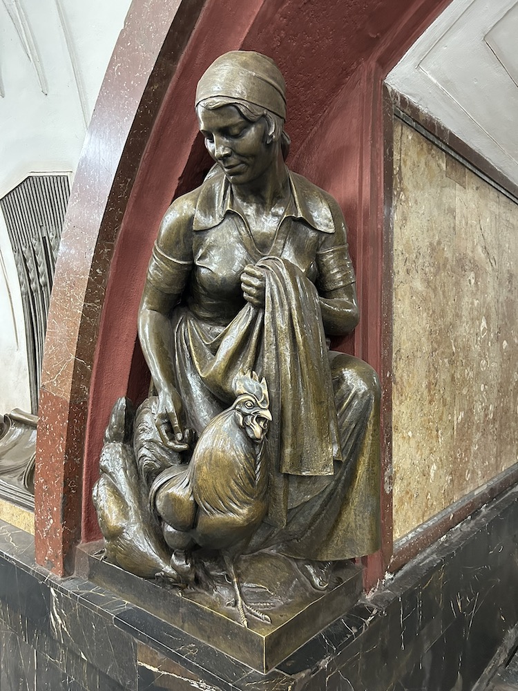 Line 3, station 'Ploschad Revolyucii' Photo Yu.Gridchin, 2025