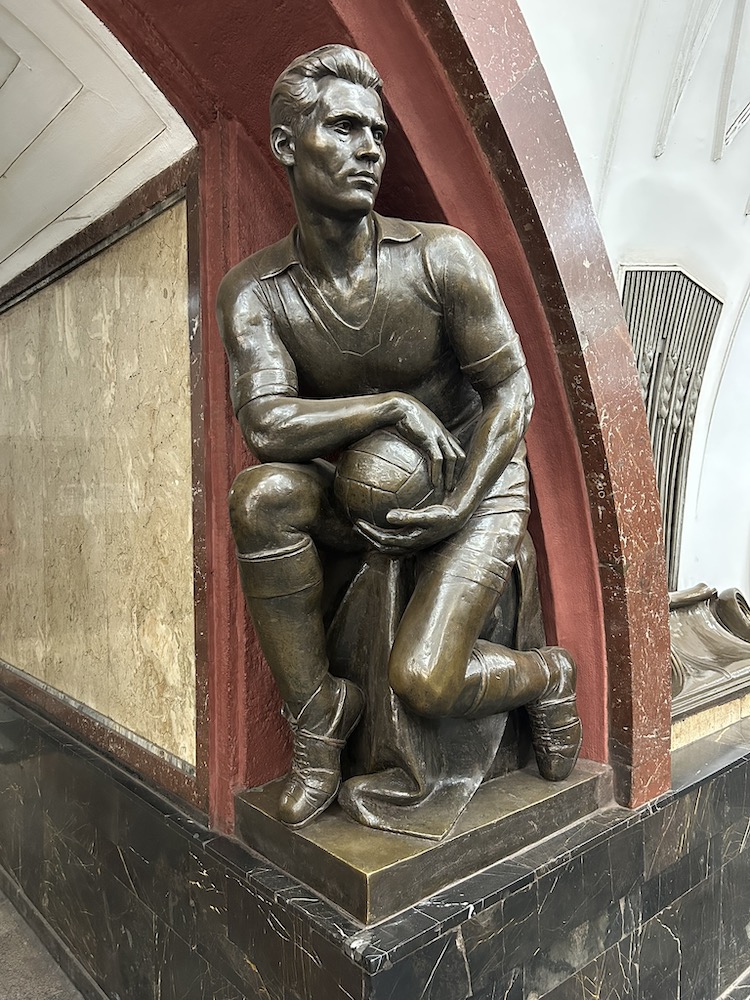 Line 3, station 'Ploschad Revolyucii' Photo Yu.Gridchin, 2025