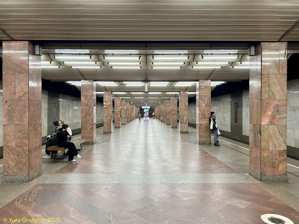 Line 10. Station 'Pechatniki' Photo Yu.Gridchin, 2025