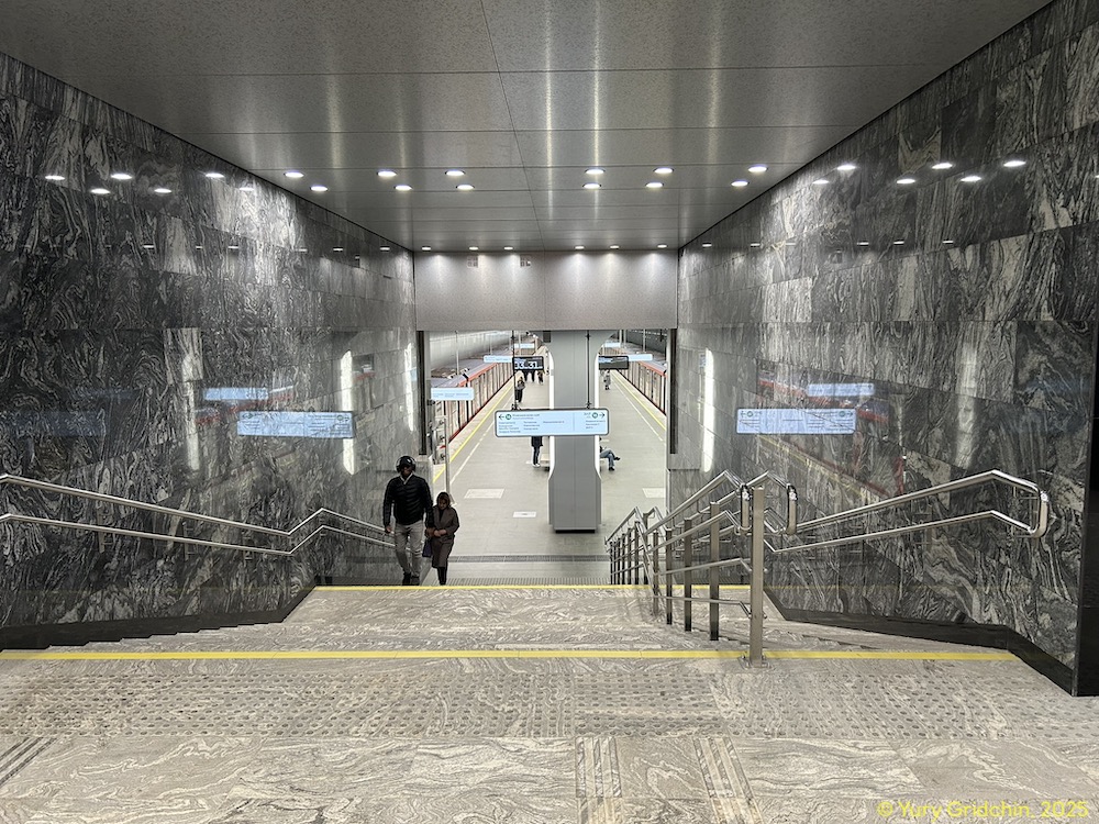 Line 16. Station 'Vavilovskaya' Photo Yu.Gridchin, 2025