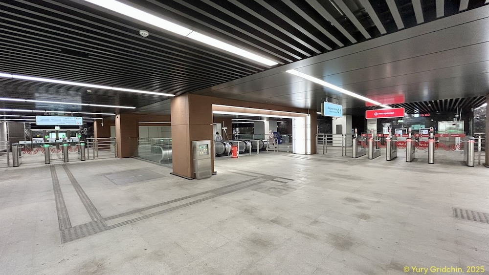 Line 16. Station 'Akademicheskaya' Photo Yu.Gridchin, 2025