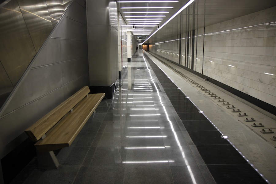 Line 8. Station 'Delovoy centr'.  Photo Yu.Gridchin, 2014